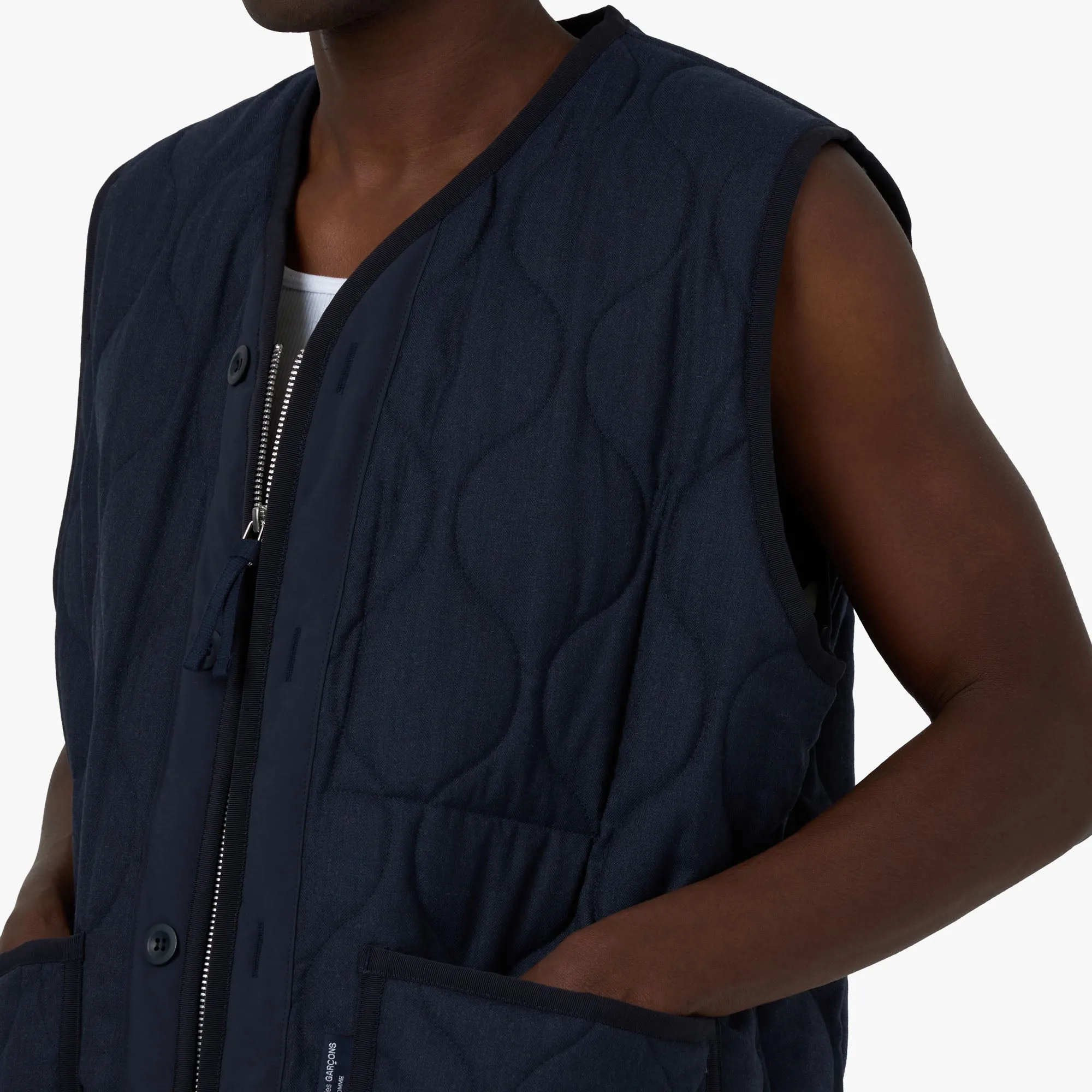 COMME des GARÇONS HOMME Herringbone Quilted Vest / Navy