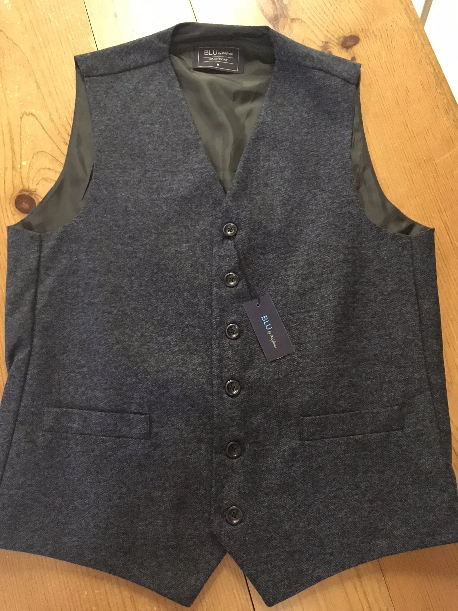 WOOL/SILK VEST