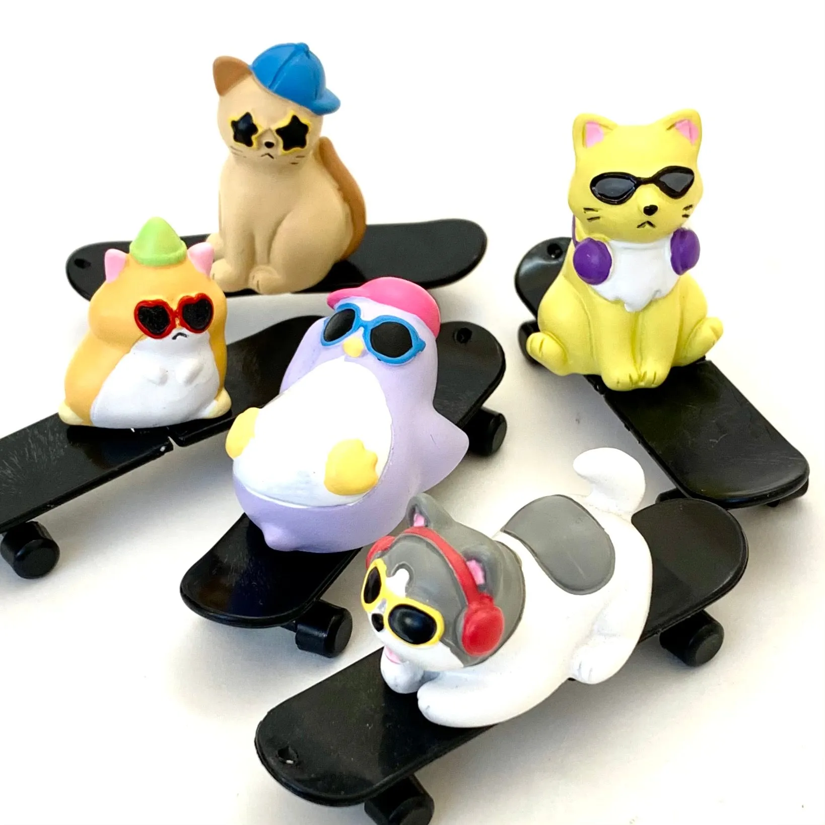 X 70831 SKATEBOARD ANIMALS CAPSULE-DISCONTINUED